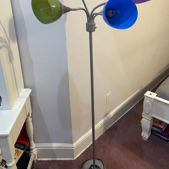 Lamp - Picture 3 of 3